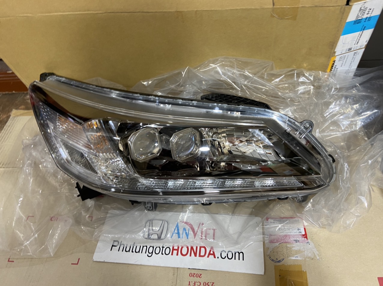 Đèn pha xe Honda ACCORD 2014-2016